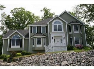 41 Maple Ridge Rd, Methuen, MA 01844
