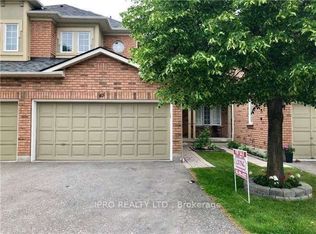 2665 Thomas St #45, Mississauga, ON L5M 6G5