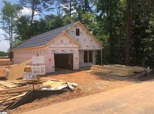20 Shamrock Ln, Greenville, SC 29609
