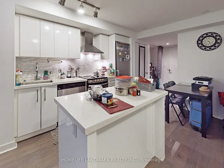 58 Orchard View Blvd #505 — Photo 13