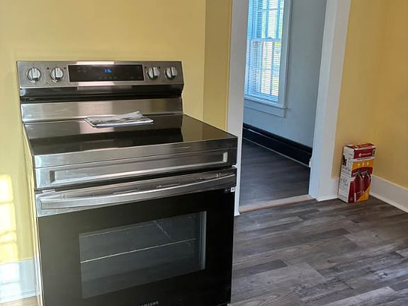 2nd image of 81 Academy St