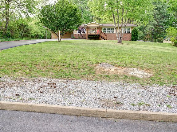 4th image of 1503 Rocky Ln