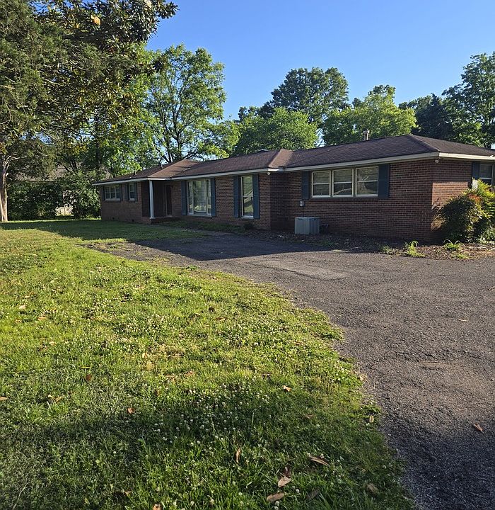 1st image of 2009 Kingsbury Dr