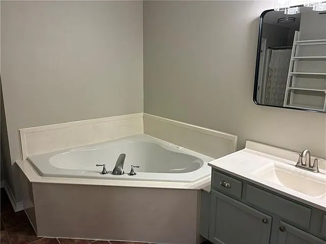 105 S Gate Dr — Photo 11