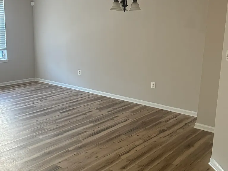 2902 Lloyd Ct — Photo 8