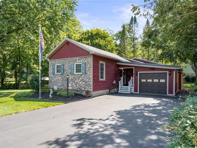 23 Hibbard Ave, Clifton Springs, NY, 14432