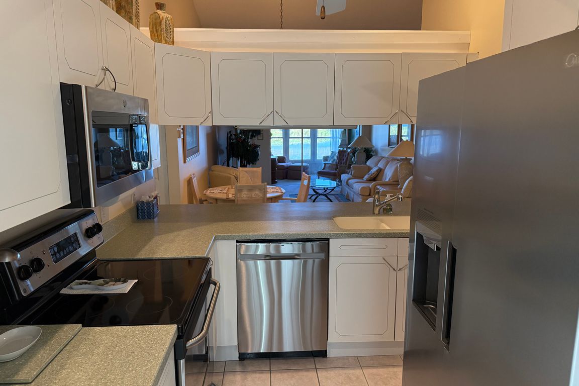 next background image