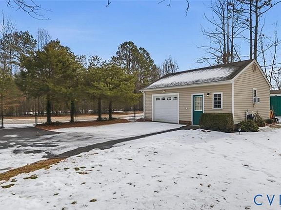 2nd image of 235 Parkwood Dr