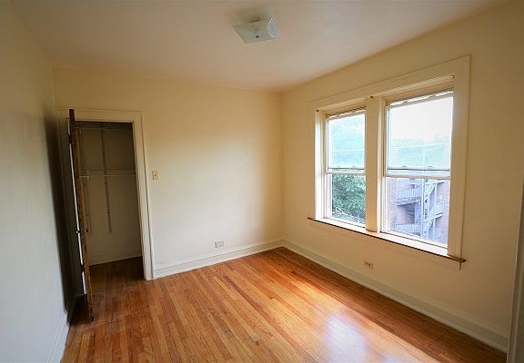 5th image of 8214 S Drexel Ave APT 3W