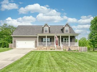 6029 Commodore Cir, Baxter, TN 38544