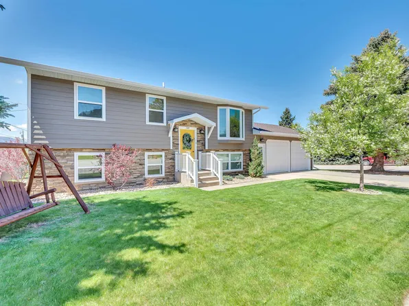 529 13th St, Spearfish, SD 57783