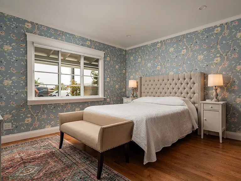 1702 Cliff Dr — Photo 14
