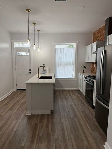 1st image of 617 N Ashburton St