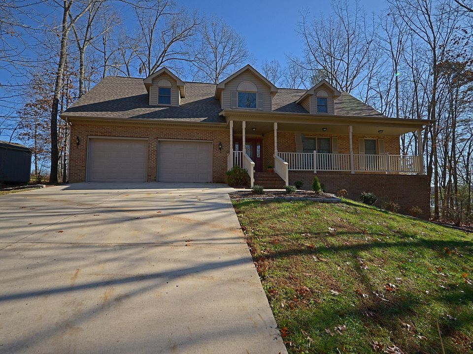1st image of 136 Burrough Ln
