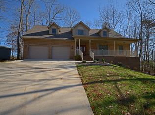 136 Burrough Ln, Fairfield Glade, TN 38558
