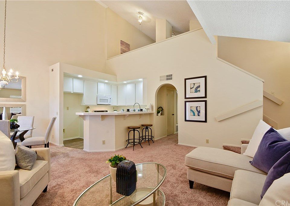 1st image of 26491 Las Palmas APT 6