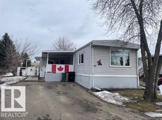 46 Round Rd NW, Edmonton, AB T6P 1B3