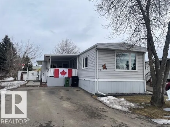 46 Round Rd NW, Edmonton, AB T6P 1B3