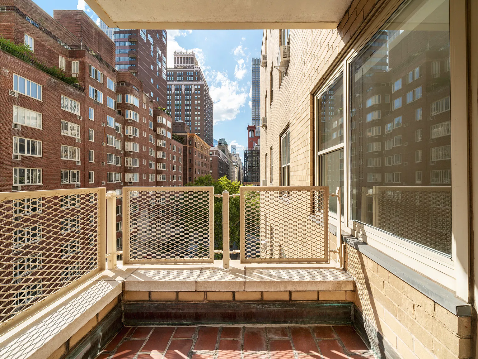 40 Park Avenue — Photo 4