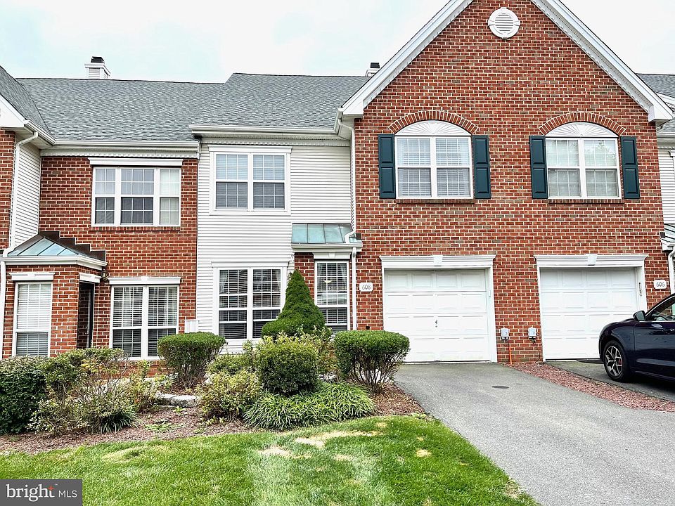 1st image of 608 Pebble Creek Ct