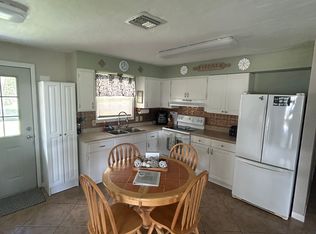 17391 Rewis Rd, Alva, FL 33920