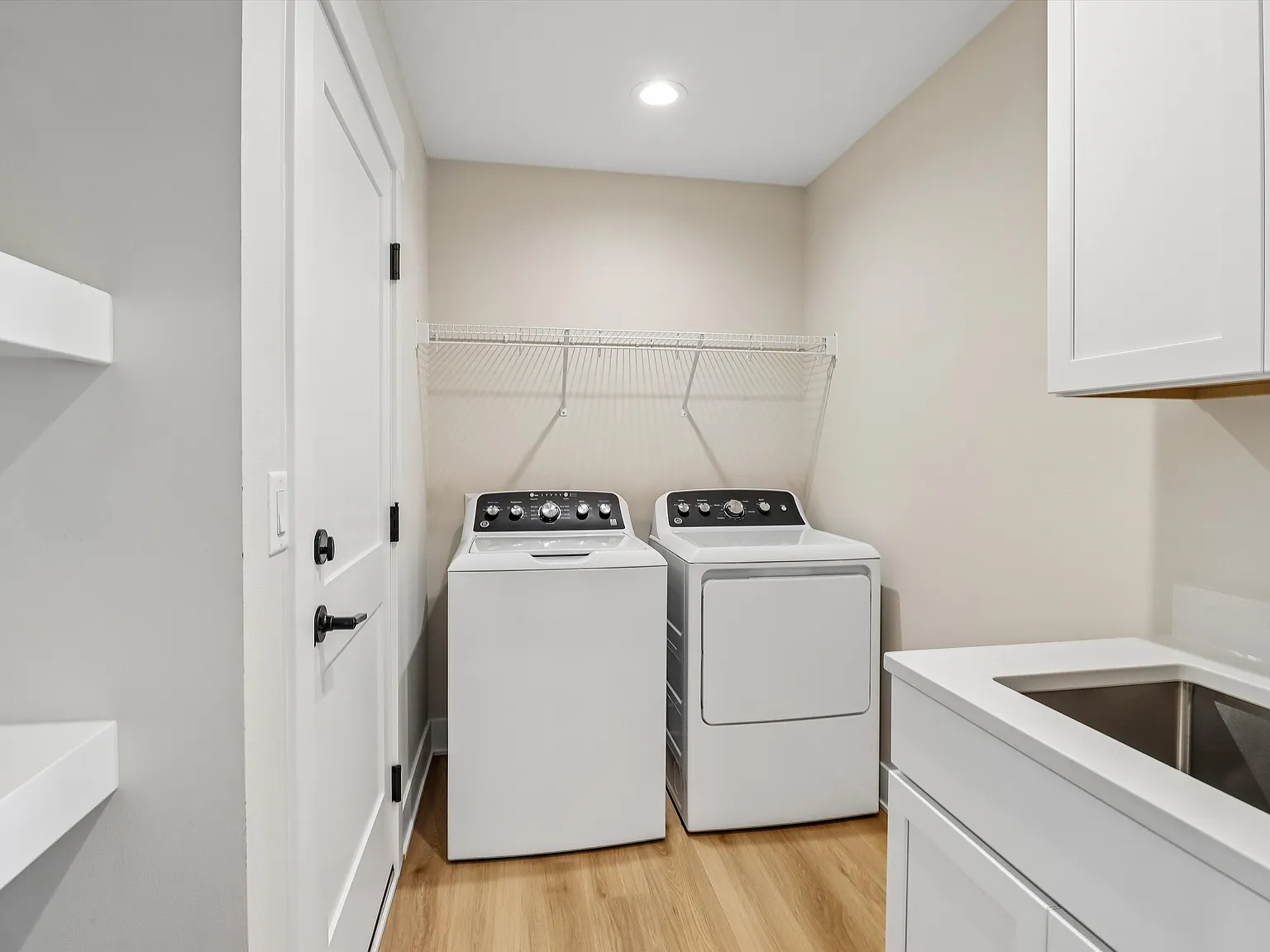 4 bed, 1509 sqft, $2,600 — Photo 4