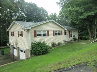 6 Rocky Glen St, Seymour, CT 06483