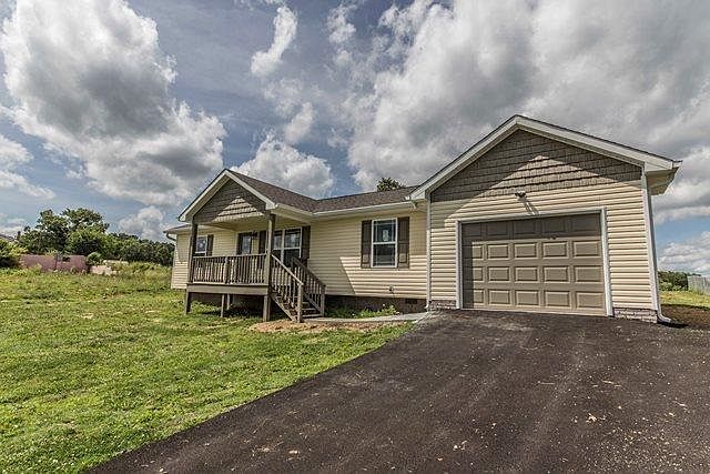 1st image of 2437 Ella Dr SE
