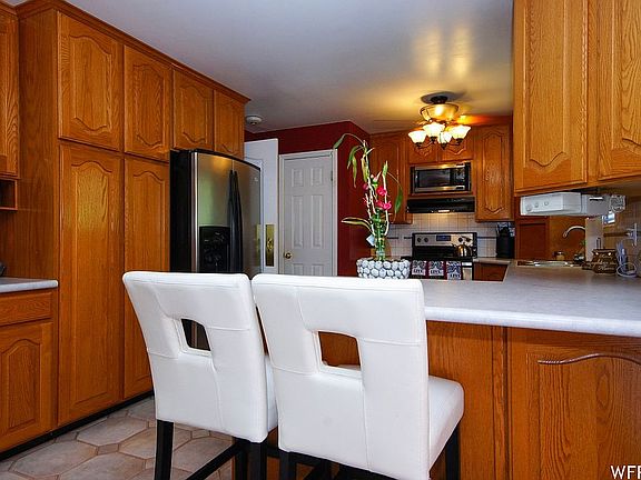3rd image of 8383 S Hill Haven Ln
