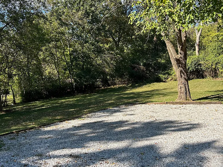 218 McKennell Dr — Photo 3
