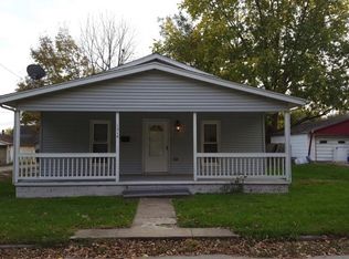 1314 Jefferson Ave, Charleston, IL 61920