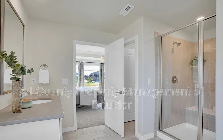 2334 Dinosaur Dr — Photo 16