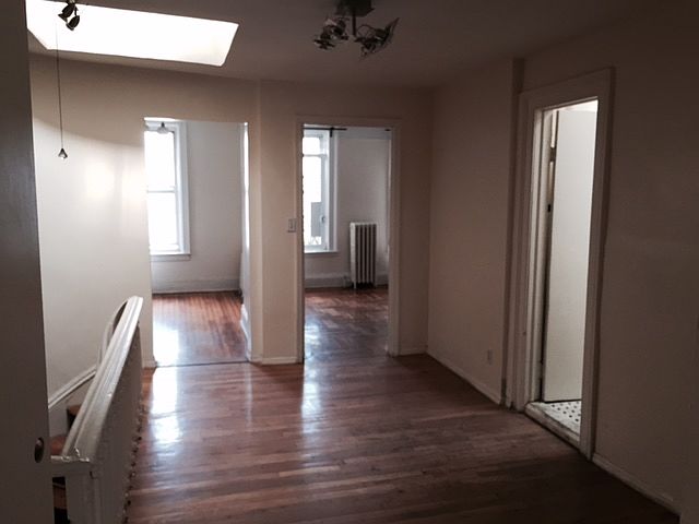 1st image of 913 Bedford Ave APT 4