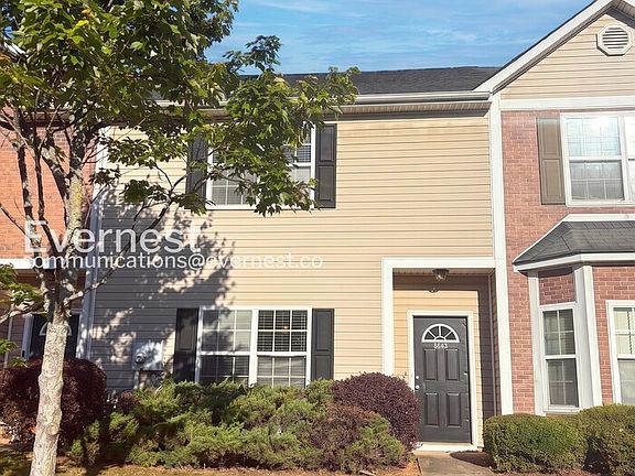 2nd image of 8643 Thomas Ln