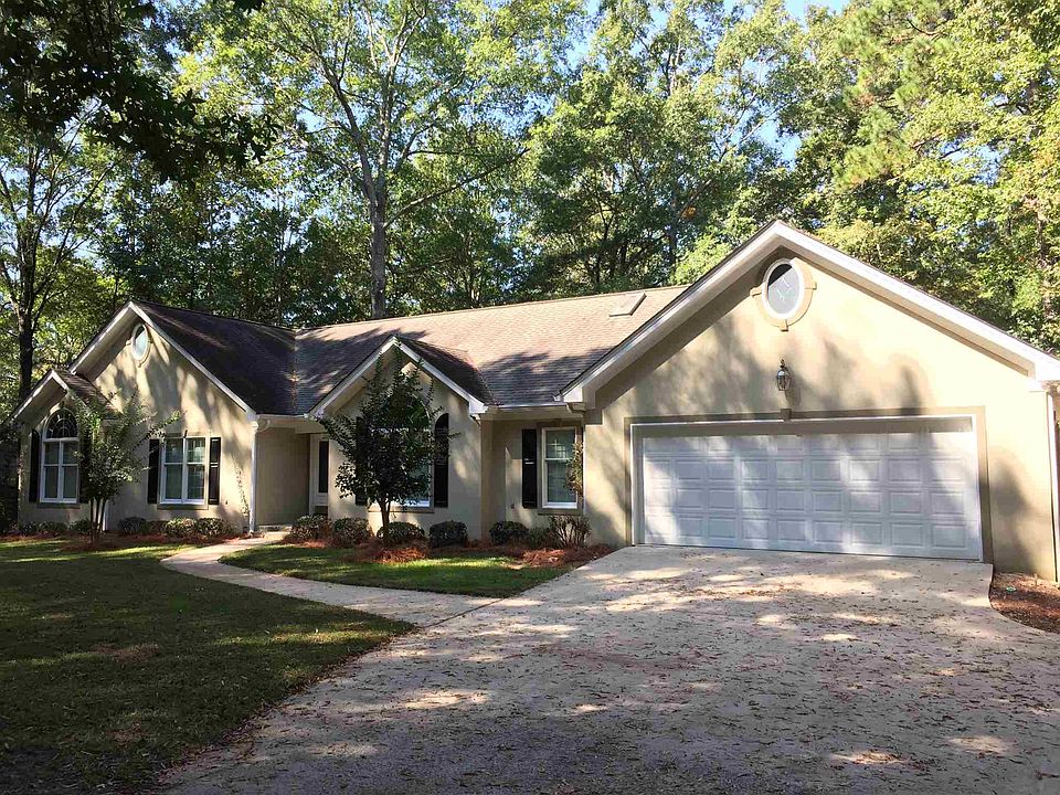 1st image of 166 Bradford Dr