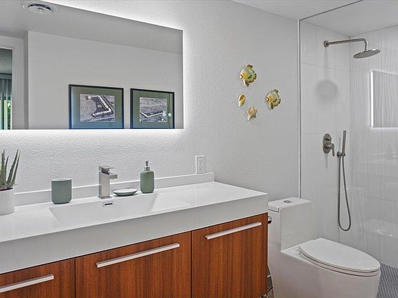 5th image of 1881 S Araby Dr Unit 19