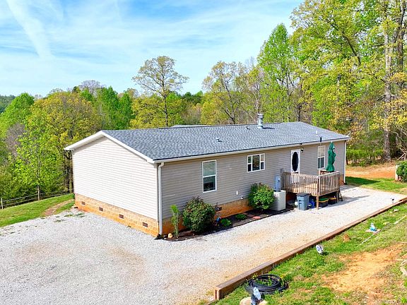 5th image of 217 Countryside Ln