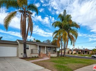 8621 Yorktown Ave, Los Angeles, CA 90045