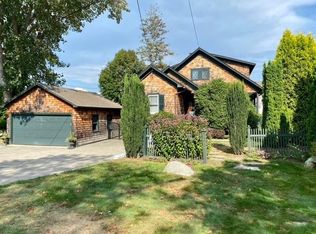 9 Ridge Rd, Groton, CT 06340