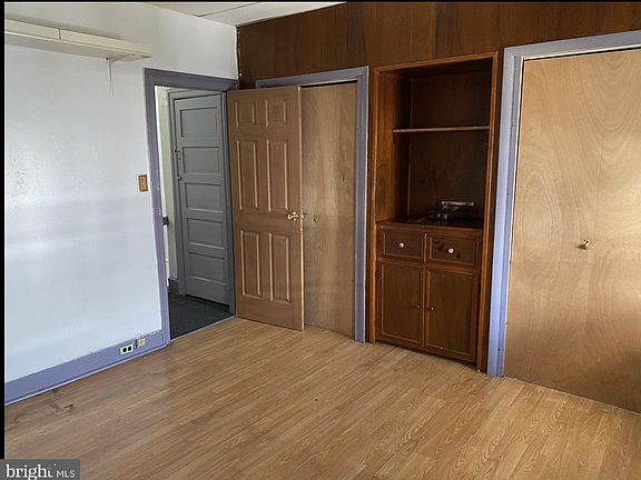 2nd image of 2828 N Van Pelt St
