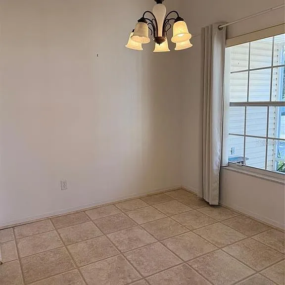4501 River Ridge Dr — Photo 3
