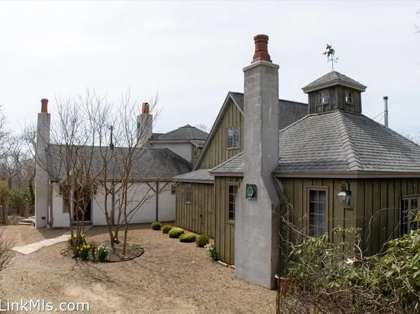 11 By The Woods, Chilmark, MA 02535