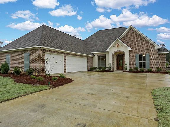 3rd image of 124 Stone Creek Dr