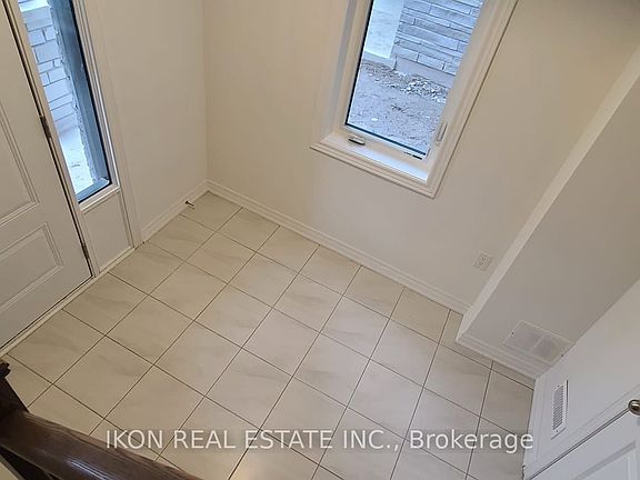 5th image of 430 Salem Rd S
