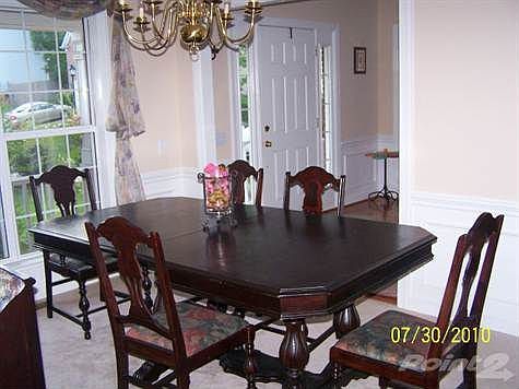 Formal Dining with molding