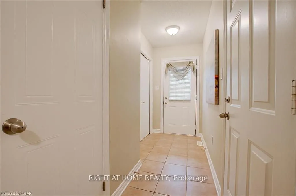 1059 Whetherfield St — Photo 3
