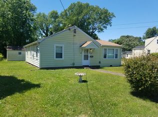 717 Downing St, Hampton, VA 23661