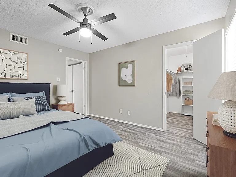 Lexington Apartment Homes