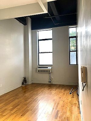 2nd image of 41 Kosciuszko St APT 106