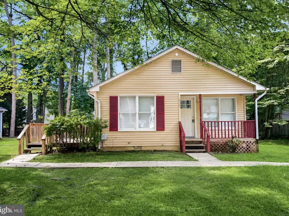 991 Crystal Rock Rd, Lusby, MD 20657